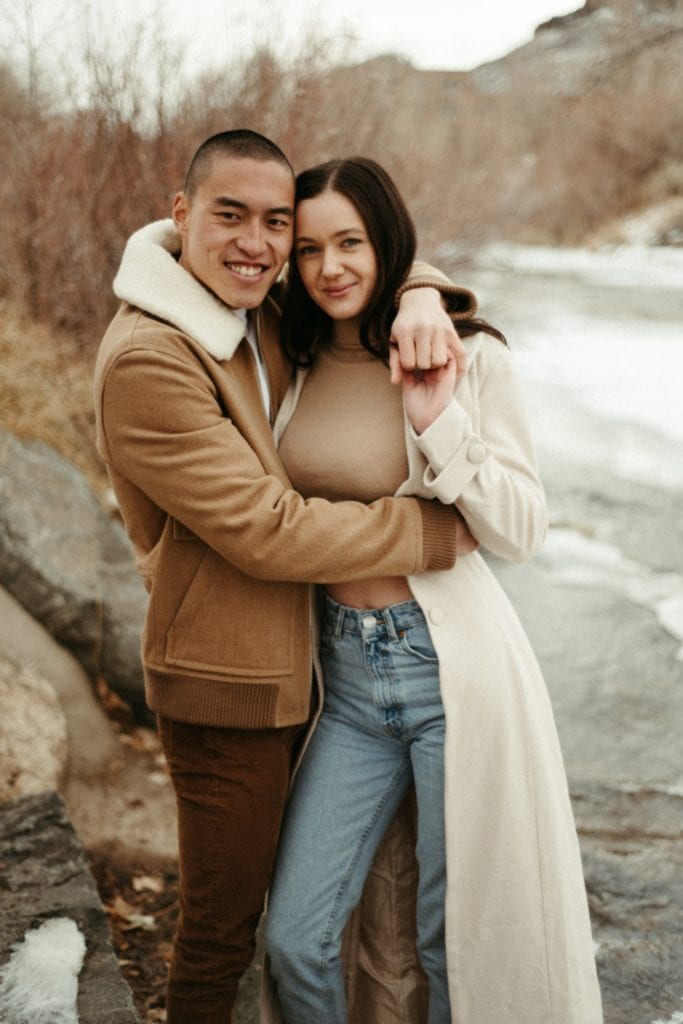 couples fall photoshoot outfit ideas