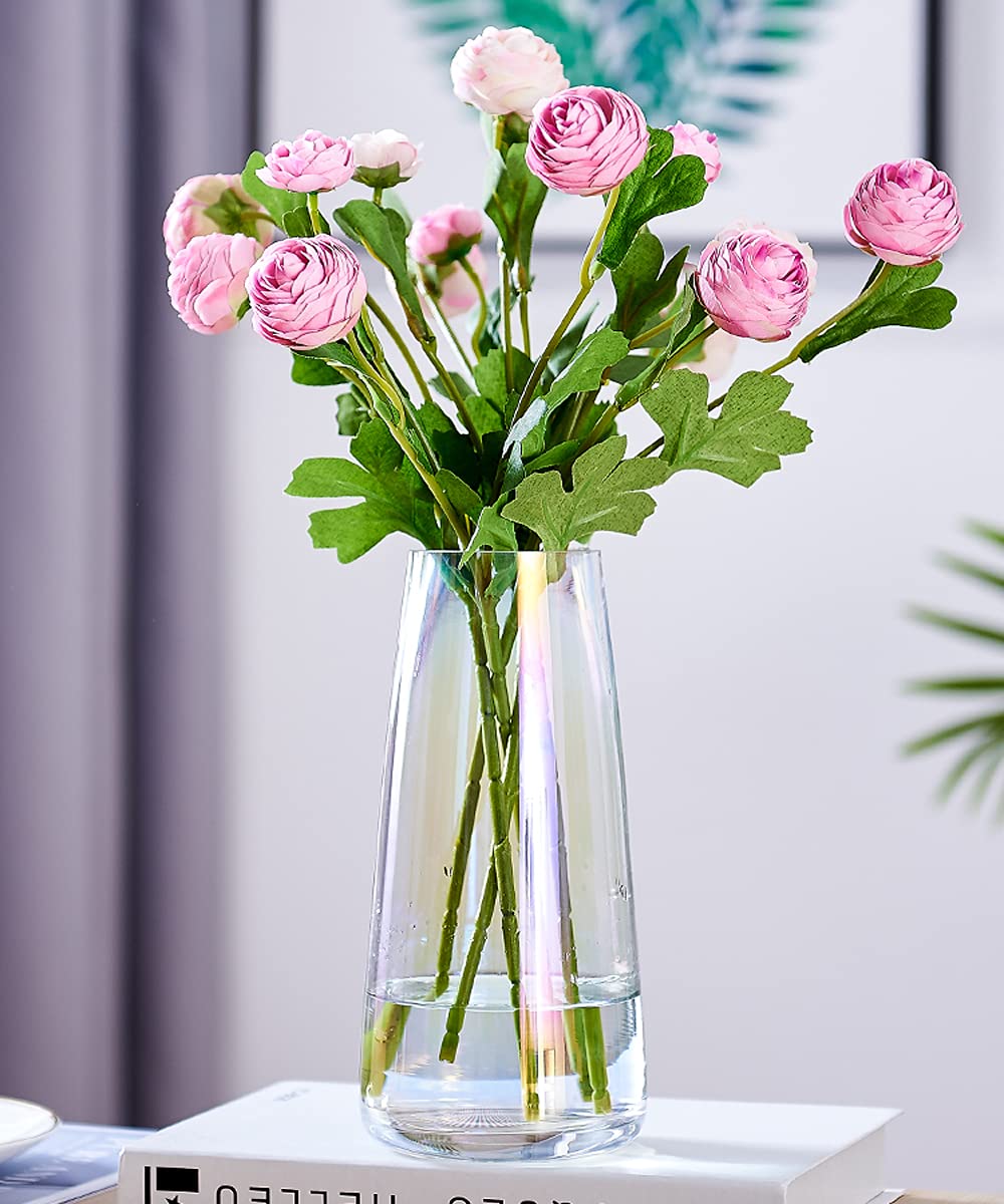 how to arrange flowers in a vase