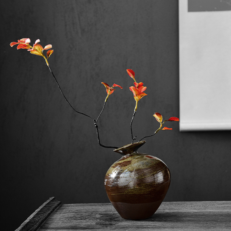 Mastering the Art of Flower Arrangement in a Vase插图4