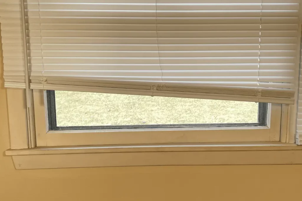 cordless blinds won't go up