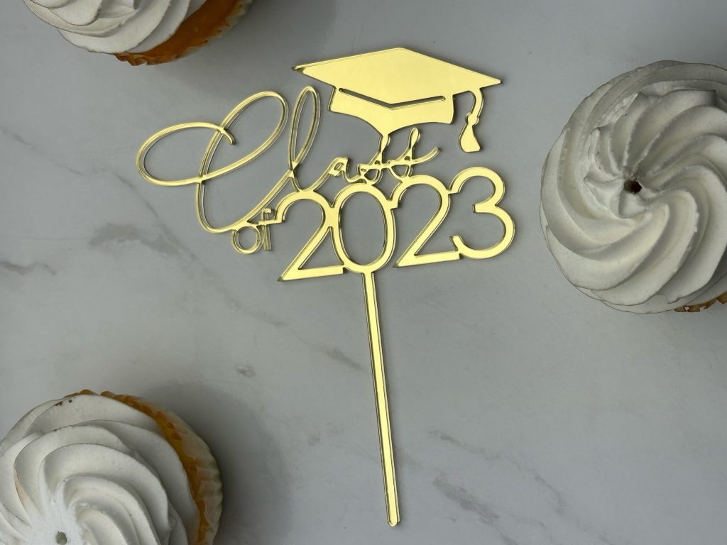 graduation cake toppers