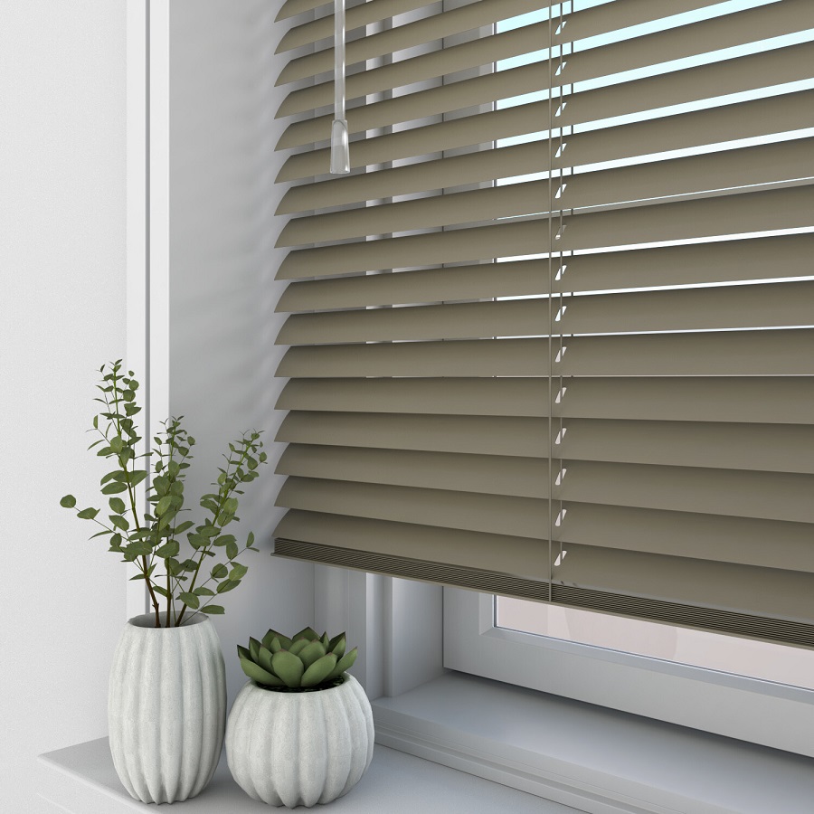 how to pull blinds down