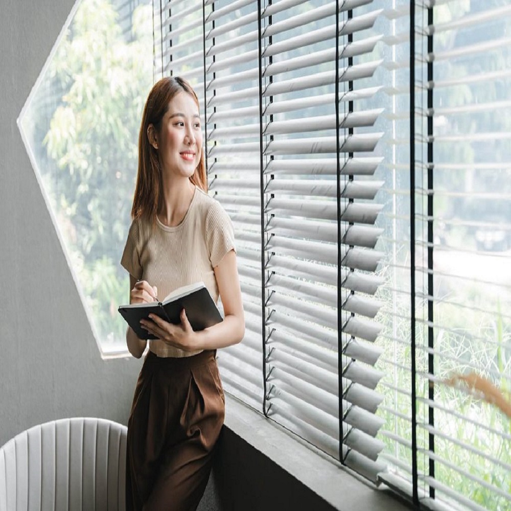 inside vs outside mount blinds