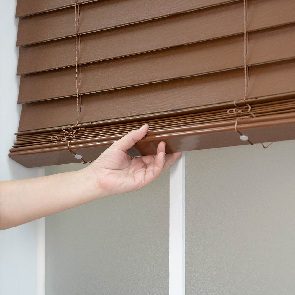 best way to clean wood blinds