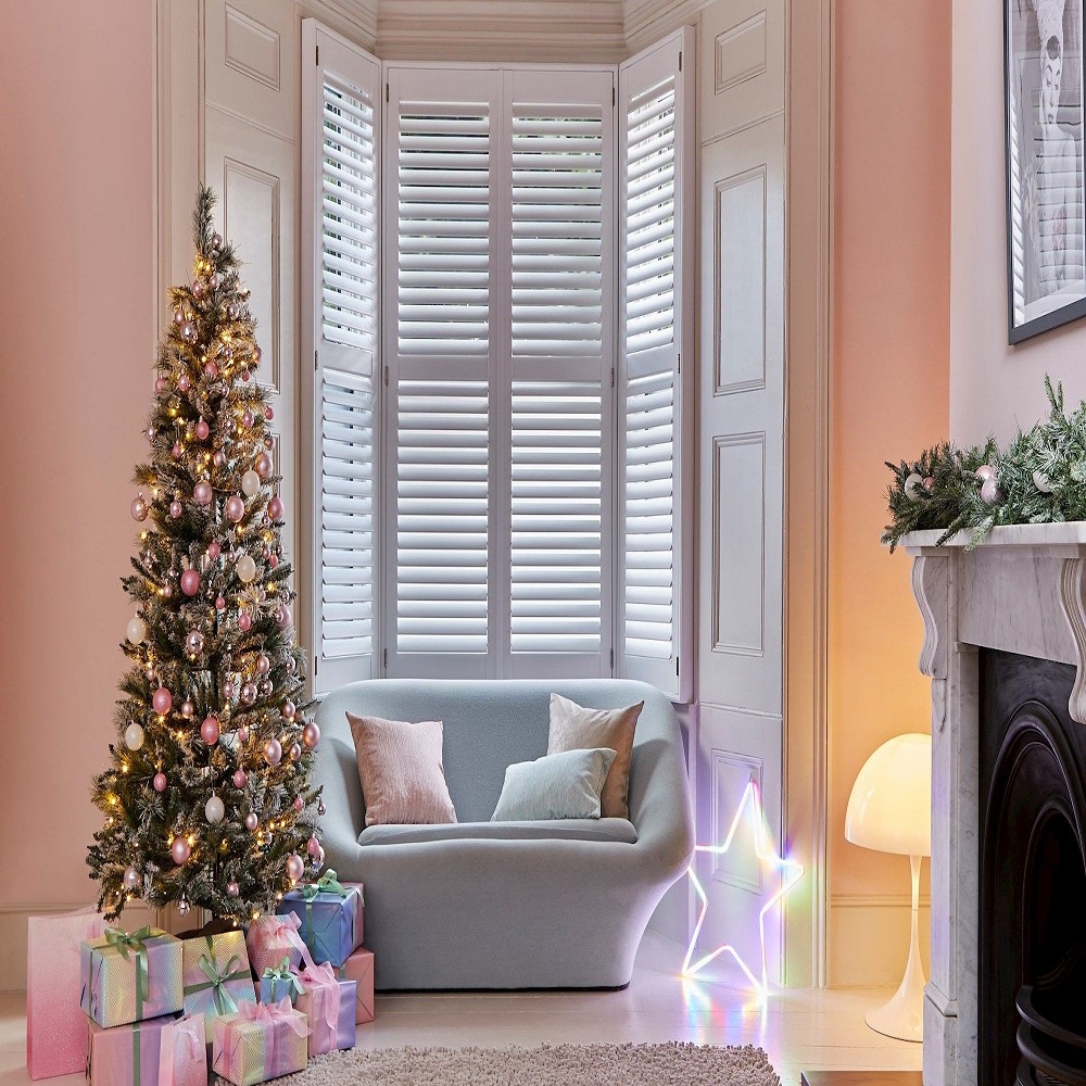 add Christmas elements to your blinds