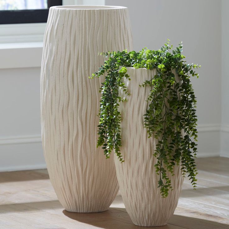 Flower pot