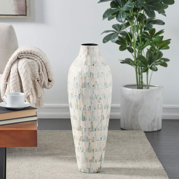 Ceramic vase