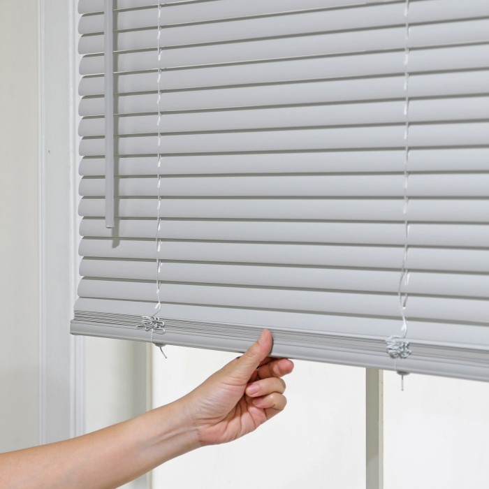 vinyl mini blinds with cords