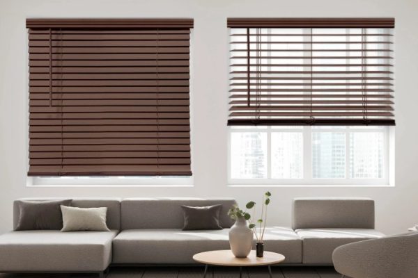 wood mini blinds