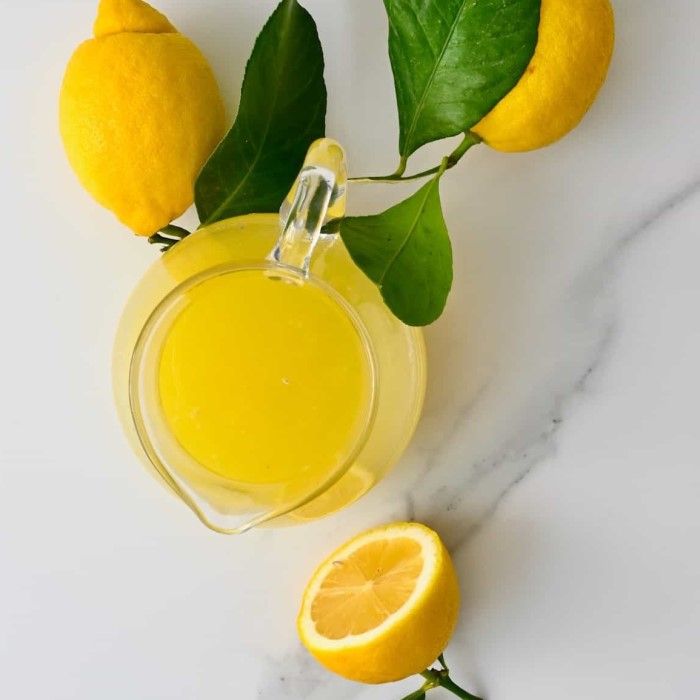 how to juice a lemon without a juicer