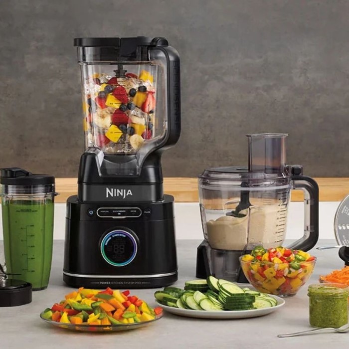 difference between blender and food processor