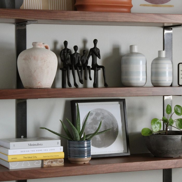 floating bookshelves