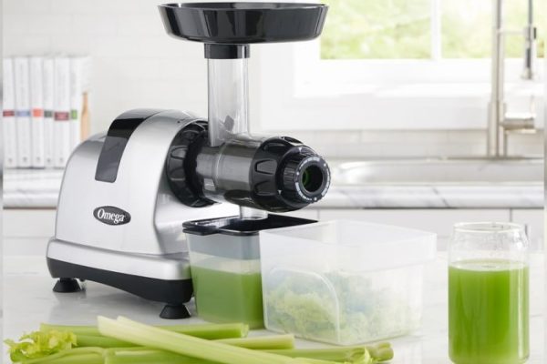 celery juice using a blender