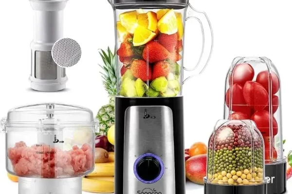 making hummus in a blender