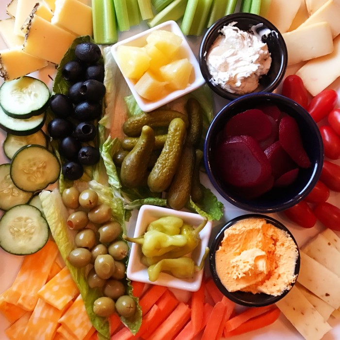 what is a relish tray