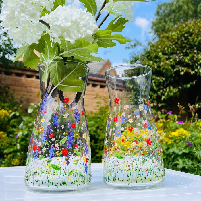 glass flower vase