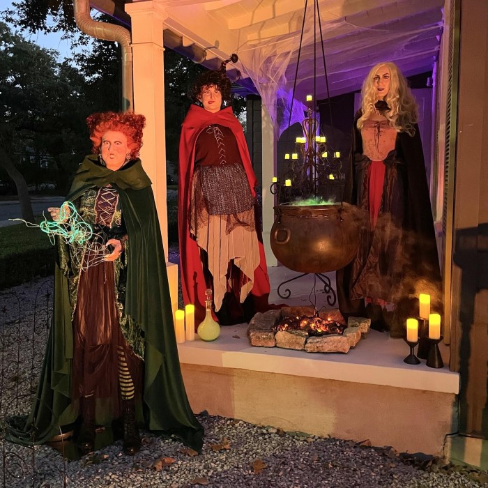 hocus pocus halloween decor