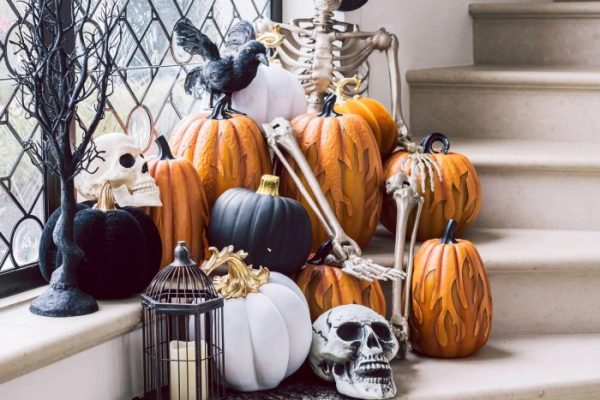how to decorate for halloween
