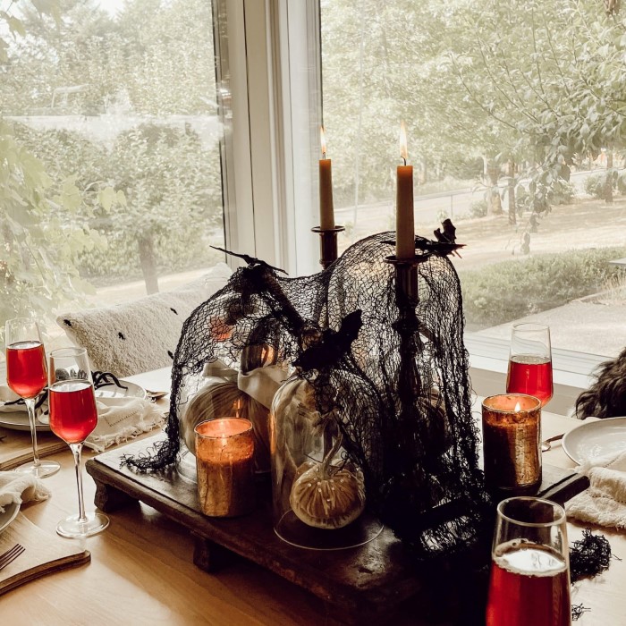 how to decorate for halloween