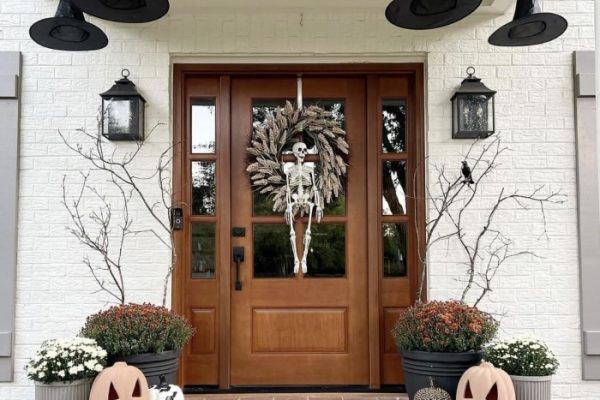 halloween porch decor