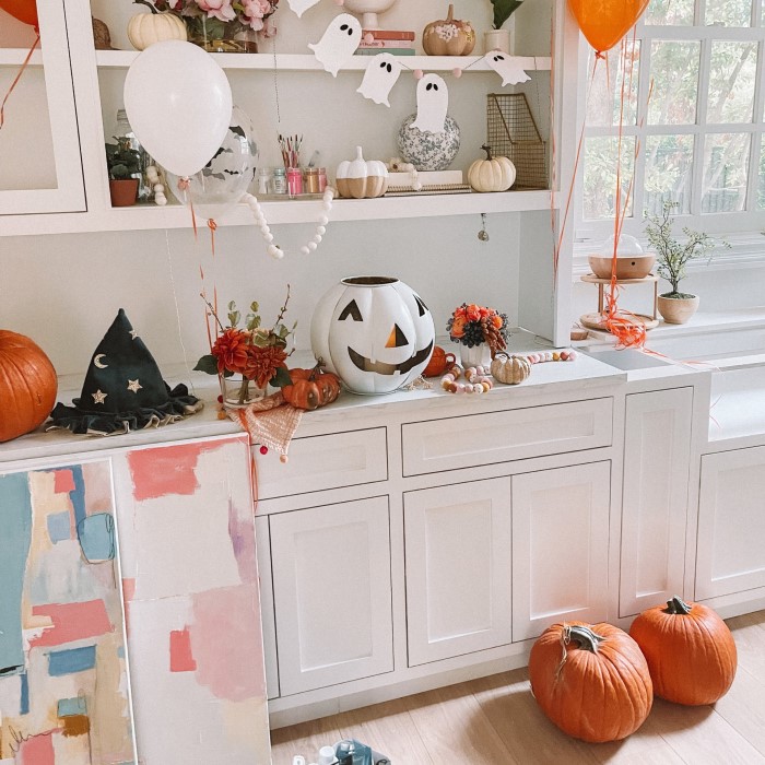 how to decorate for halloween