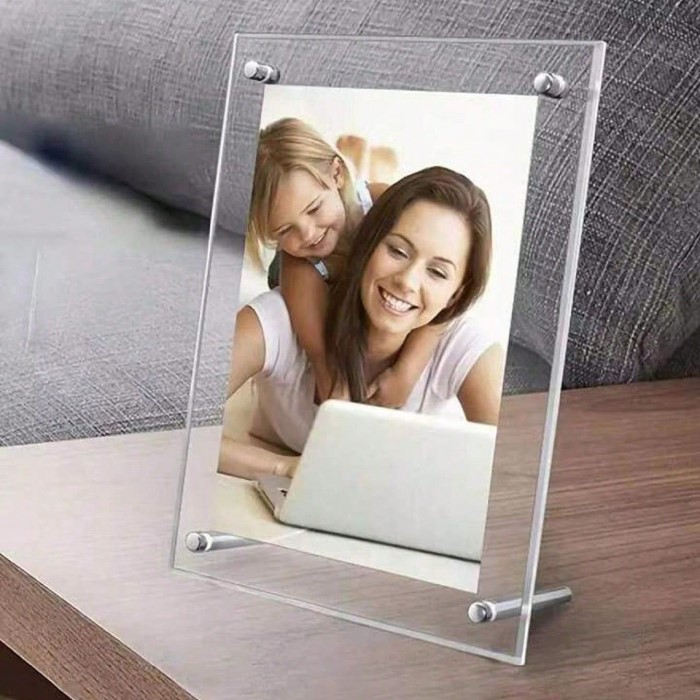 floating picture frame