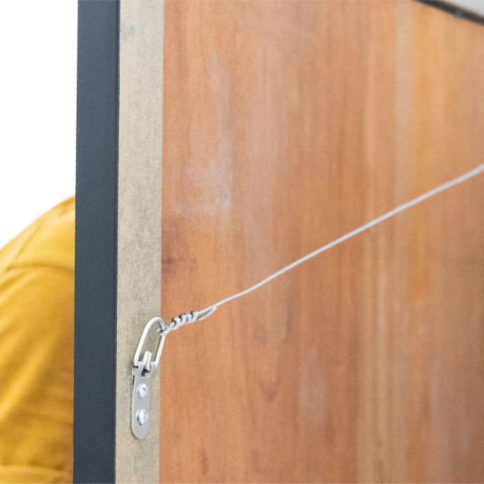 how to attach wire to picture frame