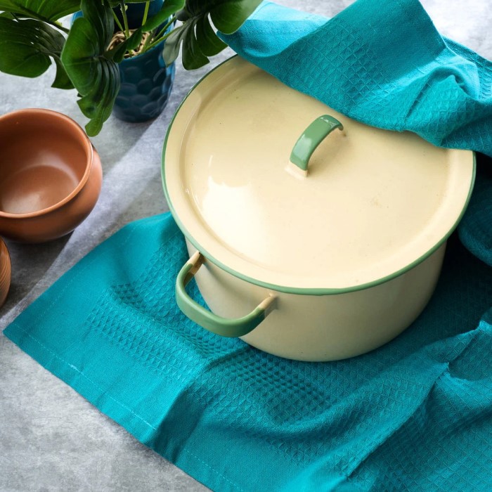 what is a tea towel used for