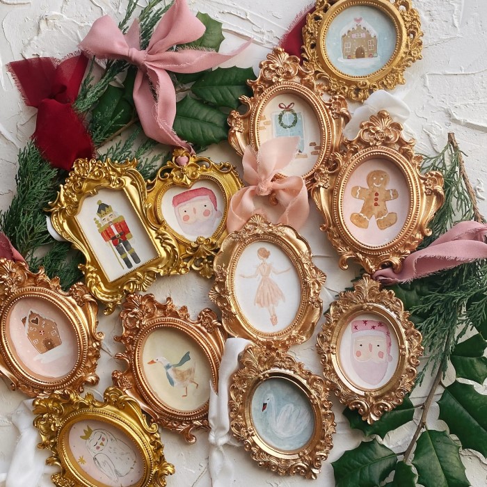 picture frame ornaments