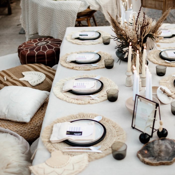 rustic boho wedding table decor