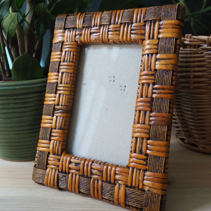 rattan picture frame