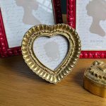 heart picture frame