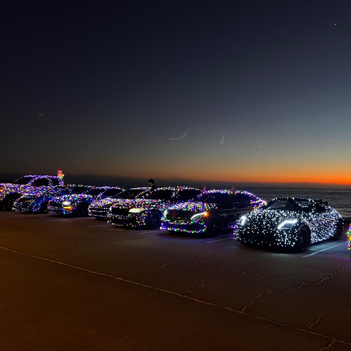 how to put christmas lights on car