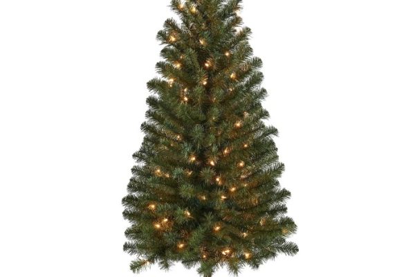 how many feet of christmas lights for tree