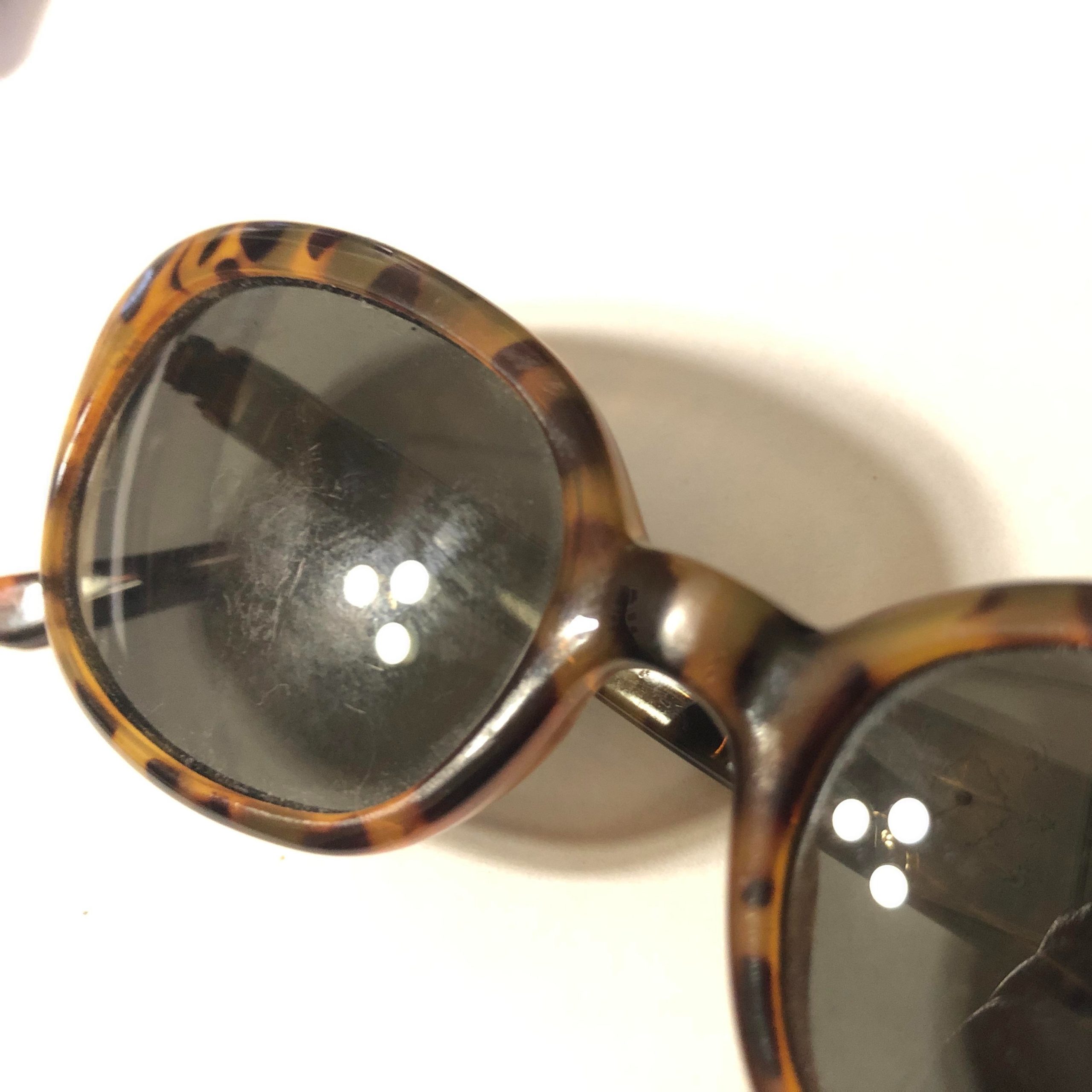 get scratches off sunglasses